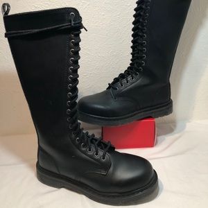 Demonia bolt 400 goth boots